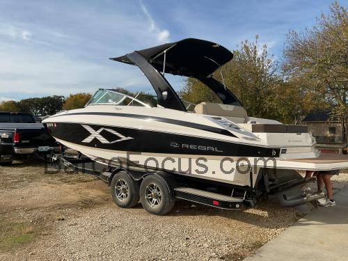 Regal 27 FasDeck RX avaliação e ficha técnica